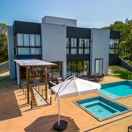 Pousada Com Piscina, Jacuzzi E Com Vista Em Capitolio - Casa Decore Exterior foto